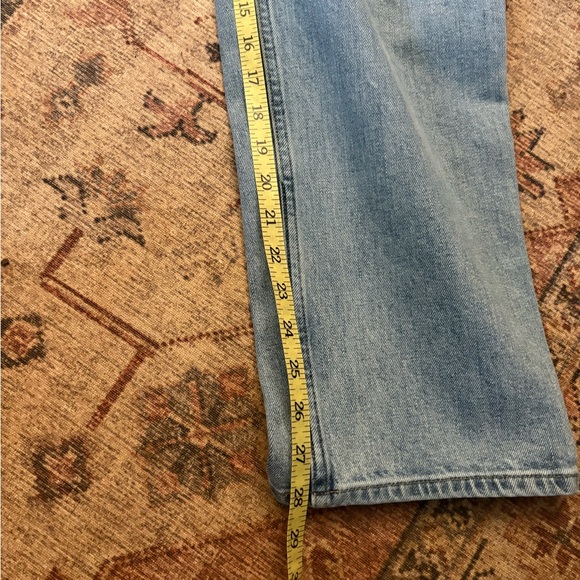 Everlane Women's Straight Leg Jeans in Light Blue - Picture 6 of 8